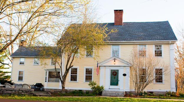Stonecroft Country Inn Ледярд Сентър Екстериор снимка